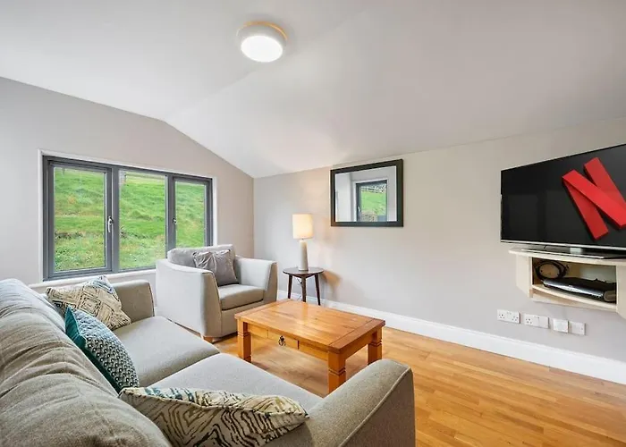 In Дом отдыха *